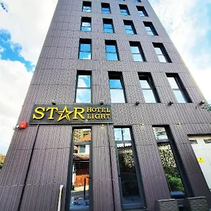 Starlight تيرانا