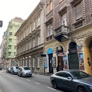 A10 Center Estalagem