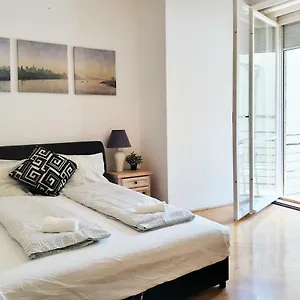 Apartman Gold Rose With 3